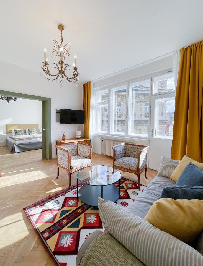 Turnkey I Vintage Terrace Apartment Prague Extérieur photo