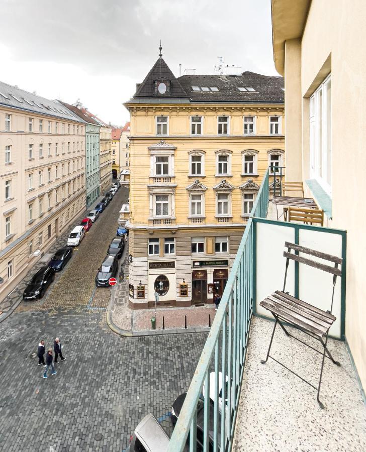 Turnkey I Vintage Terrace Apartment Prague Extérieur photo